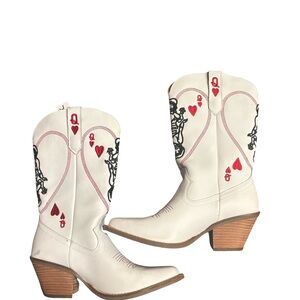 DINGO WOMEN'S QUEEN A HEARTS WESTERN BOOTS - SNIP TOE 8